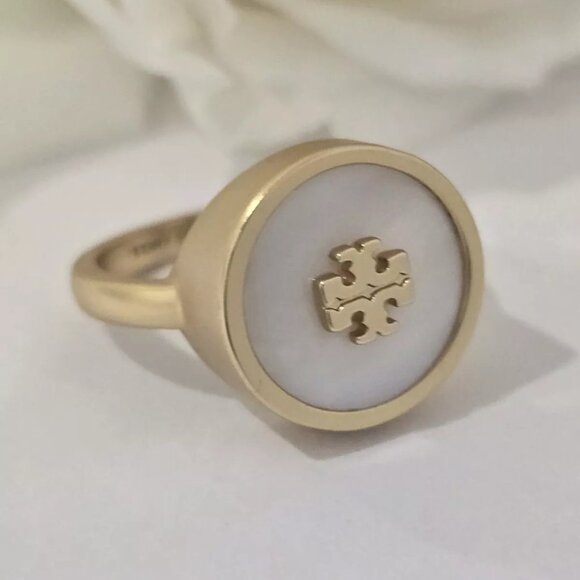 Tory Burch Mother Of Pearl And Logo Ring Size 7 - Picture 7 of 12